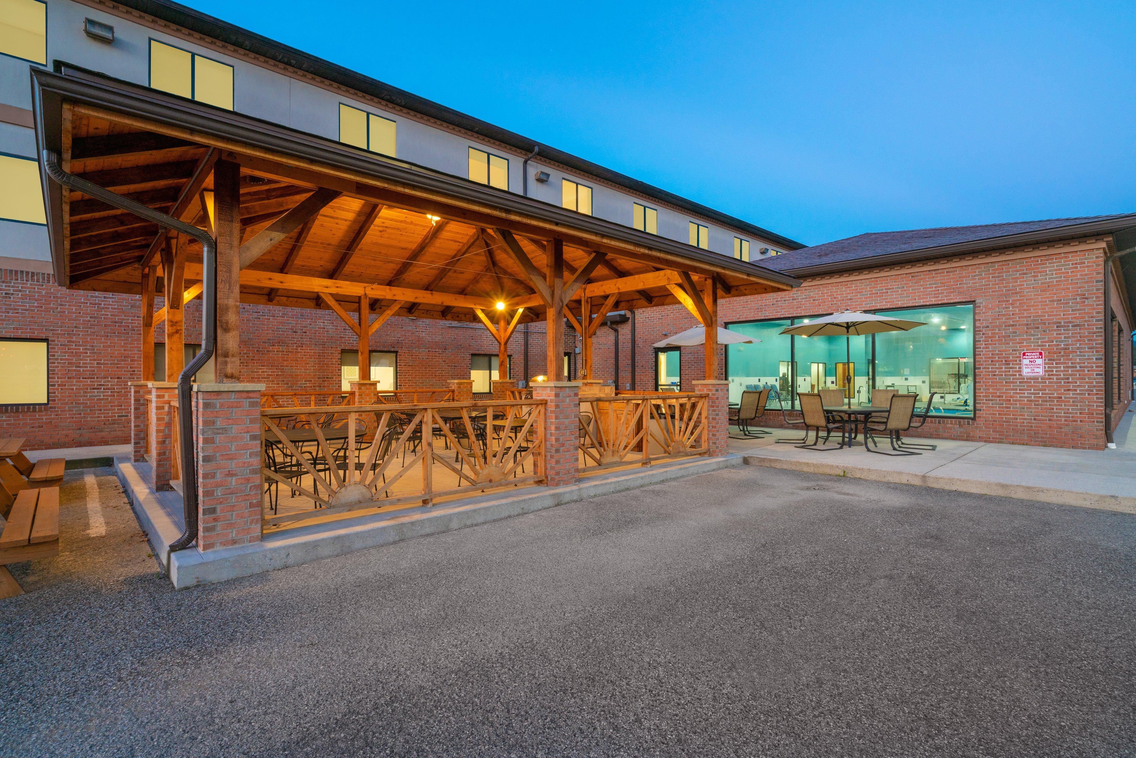 Express & By Ihg Hotel Elkins